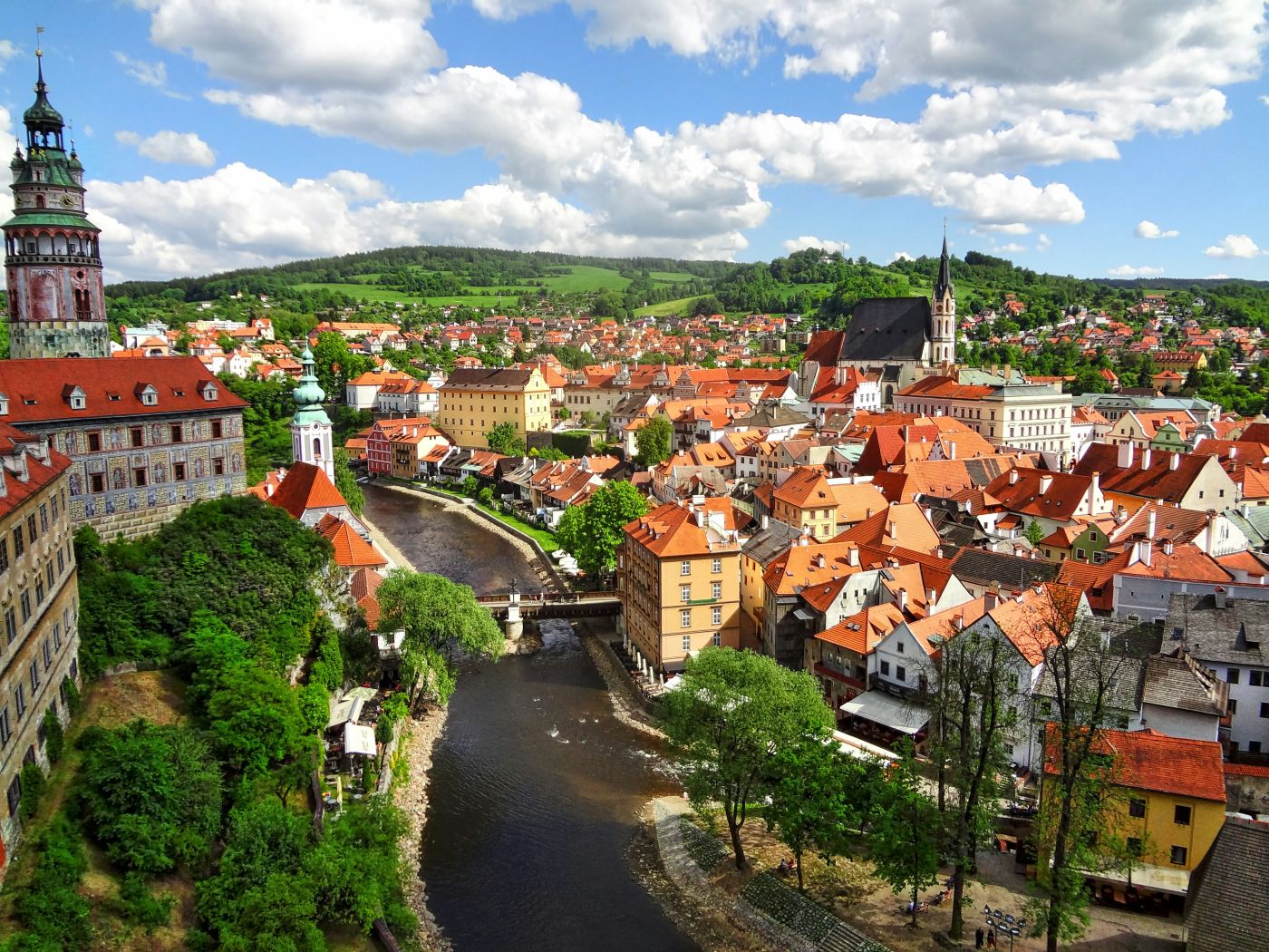 Summer 2025: More Guests, Longer Stays – the Czech Republic Remains in Demand