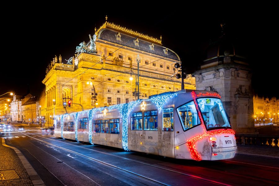 Vánoční flotila 2025 says “Ahoj”: Farewell to the Prague Christmas Fleet